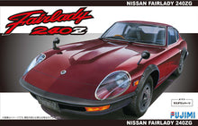 Load image into Gallery viewer, 1:24 Nissan Fairlady 240zg (ID-95) Plastic Model Kit - Fujimi