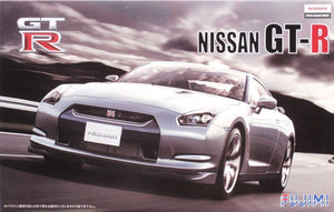 1:24 Nissan GT-R (R35) (ID-2) Plastic Model Kit - Fujimi