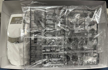 Load image into Gallery viewer, 1:24 Nissan Fairlady 240zg (ID-95) Plastic Model Kit - Fujimi