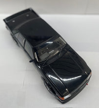 Load image into Gallery viewer, 1:18 Ford Falcon XE - Plain Body - Biante