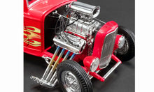 Load image into Gallery viewer, 1:18 1932 Ford 3 Window - Flamethrower
