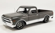 Load image into Gallery viewer, 1:18 1969 Chevrolet C10 Custom - LS-10
