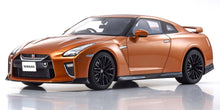 Load image into Gallery viewer, 1:18 2020 Nissan GT-R R35 - Orange - Kyosho/Samurai - Resin Model
