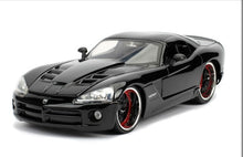 Load image into Gallery viewer, 1:24 Fast &amp; Furious Letty&#39;s Dodge Viper SRT10

