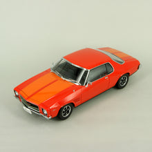Load image into Gallery viewer, 1:18 Holden HQ Monaro GTS Coupe (308ci Engine) Tangerine with Lone O&#39;Ranger Stripes
