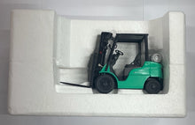 Load image into Gallery viewer, 1:25 Mitsubishi FG25N Forklift Truck
