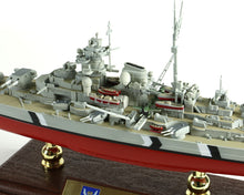 Load image into Gallery viewer, 1:700 German battleship Bismarck