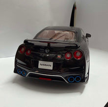 Load image into Gallery viewer, 1:18 Samurai Nissan Gt-r 2020 - Black - Kyosho
