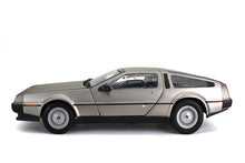 Load image into Gallery viewer, 1:18 1981 De Lorean DMC 12 Coupe
