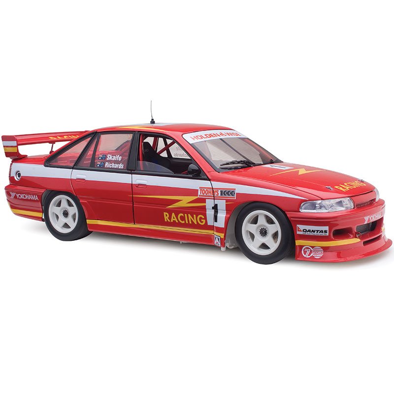 1:18 Holden VP Commodore 1993 Bathurst 2nd Place + Winfield decals