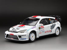 Load image into Gallery viewer, 1:18 Ford Focus RS WRC’03 - #1 O.Tänak/K.Sikk - Winner 2011 Saarema Rally
