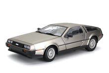 Load image into Gallery viewer, 1:18 1981 De Lorean DMC 12 Coupe
