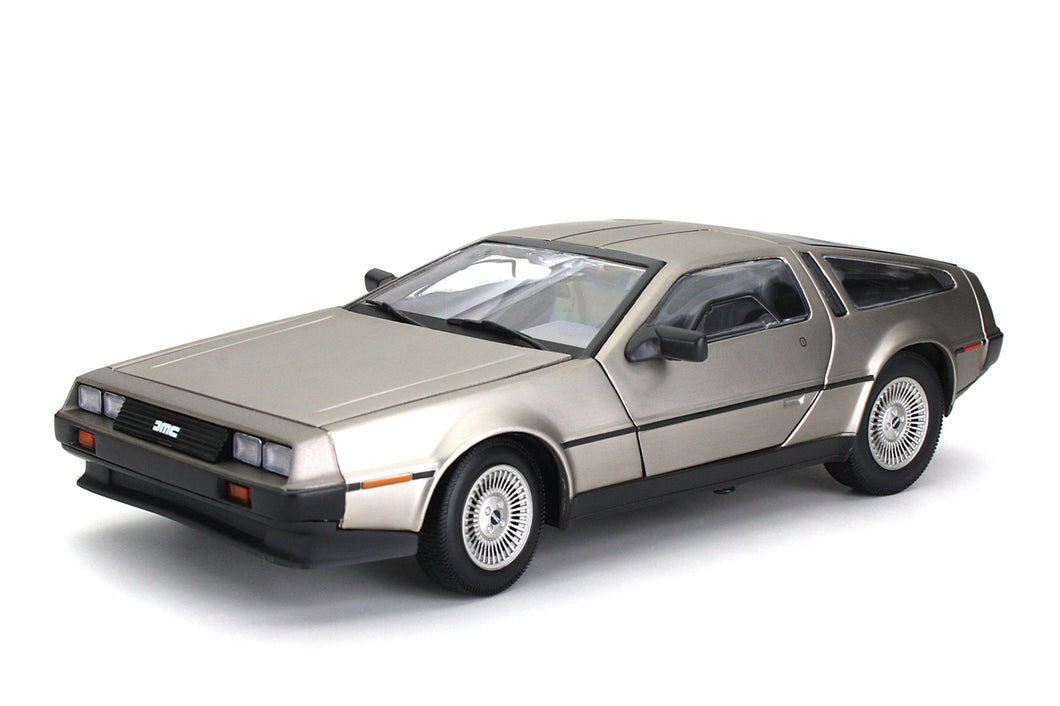 1:18 1981 De Lorean DMC 12 Coupe