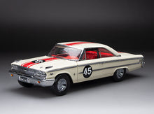 Load image into Gallery viewer, 1:18 1963 Ford Galaxie 500/XL- #45 Jack Sears- Winner 1963 British Saloon Car Championship
