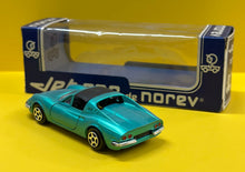 Load image into Gallery viewer, 1:43 Ferrari 246 #824 series M - Norev
