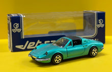 Load image into Gallery viewer, 1:43 Ferrari 246 #824 series M - Norev
