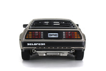 Load image into Gallery viewer, 1:18 1981 De Lorean DMC 12 Coupe
