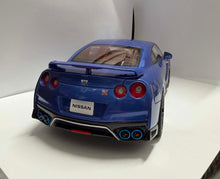 Load image into Gallery viewer, 1:18 Samurai Nissan Gt-r 2020 - Blue - Kyosho
