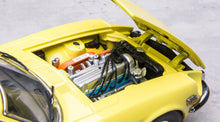 Load image into Gallery viewer, 1:18 1972 Nissan Datsun 240Z – Yellow
