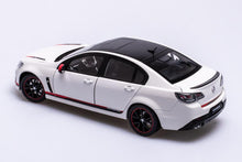 Load image into Gallery viewer, 1:18 Holden VF II Commodore Motorsport Edition - Heron White - Biante
