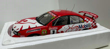 Load image into Gallery viewer, 1:18 2001 Skaife
