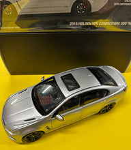 Load image into Gallery viewer, 1:18 2016 Holden VFII SSV Commodore - Nitrate
