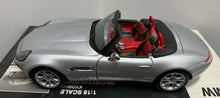 Load image into Gallery viewer, 1:18 BMW Z8 - Silver - Kyosho
