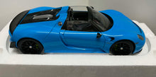 Load image into Gallery viewer, 1:18 Porsche 918 SPYDER - Blue
