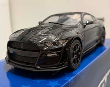 Load image into Gallery viewer, 1:18 2020 Shelby GT500 - Drag Snake - Black
