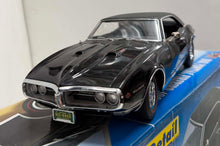 Load image into Gallery viewer, 1:18 1968 Pontiac Firebird 400 - Black
