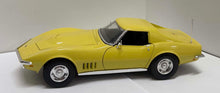 Load image into Gallery viewer, 1:18 Corvette - Yellow - NO BOX
