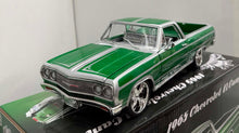 Load image into Gallery viewer, 1:18 1965 Chevrolet EL Camino - Green
