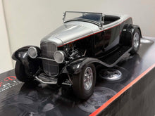 Load image into Gallery viewer, 1:18 Fendered Highboy
