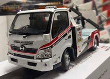 Load image into Gallery viewer, 1:18 Hino 300 - World Champion Tow Truck
