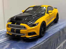 Load image into Gallery viewer, 1:18 Mustang Shelby GT - Yellow - GT Spirits
