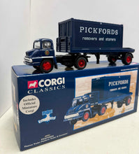 Load image into Gallery viewer, Corgi Classics - Pickfords Thames Trader Platform Trailer &amp; Container
