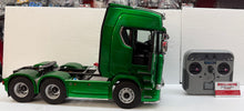 Load image into Gallery viewer, 1:12 Scania 770s - 6x6 - Green - Radio Controlled
