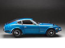 Load image into Gallery viewer, 1:18 1970 Nissan Fairlady Z (S30) RHD - Blue
