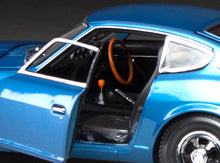 Load image into Gallery viewer, 1:18 1970 Nissan Fairlady Z (S30) RHD - Blue
