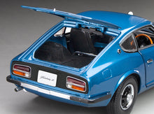 Load image into Gallery viewer, 1:18 1970 Nissan Fairlady Z (S30) RHD - Blue
