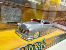 Load image into Gallery viewer, 1:24 Jada - Road Rats - 1951 Mercury
