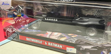 Load image into Gallery viewer, 1:24 Jada - Batmobile &amp; Batman
