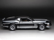 Load image into Gallery viewer, [Pre-Order] 1:18 1971 Ford Mustang MACH 1 – Raven Black
