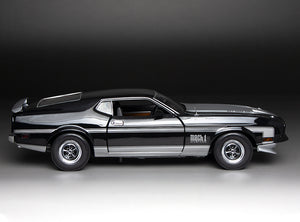 [Pre-Order] 1:18 1971 Ford Mustang MACH 1 – Raven Black