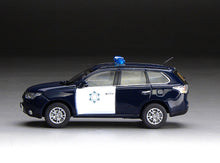 Load image into Gallery viewer, 1:43 Mitsubishi Outlander – Macau Customs Department
