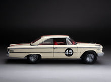 Load image into Gallery viewer, 1:18 1963 Ford Galaxie 500/XL- #45 Jack Sears- Winner 1963 British Saloon Car Championship
