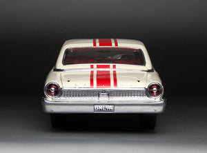 1:18 1963 Ford Galaxie 500/XL- #45 Jack Sears- Winner 1963 British Saloon Car Championship