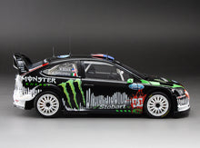 Load image into Gallery viewer, [Pre-Order] 1:18 Ford Focus RS - Ken Block – 2010 Rallyday show at Castle Coombe Circuit
