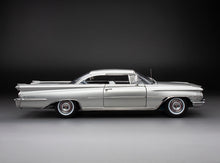 Load image into Gallery viewer, 1:18 1959 Oldsmobile “98” Hardtop – Silver
