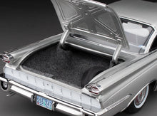 Load image into Gallery viewer, 1:18 1959 Oldsmobile “98” Hardtop – Silver
